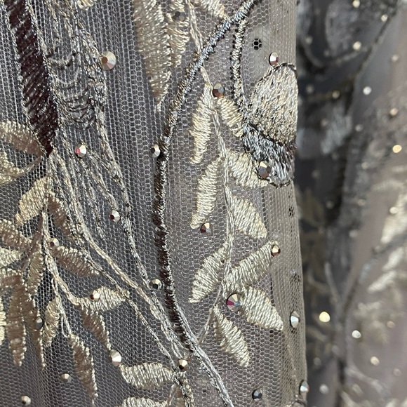 Mac Duggal Long Sleeve Beaded Applique Gown - Picture 6 of 13